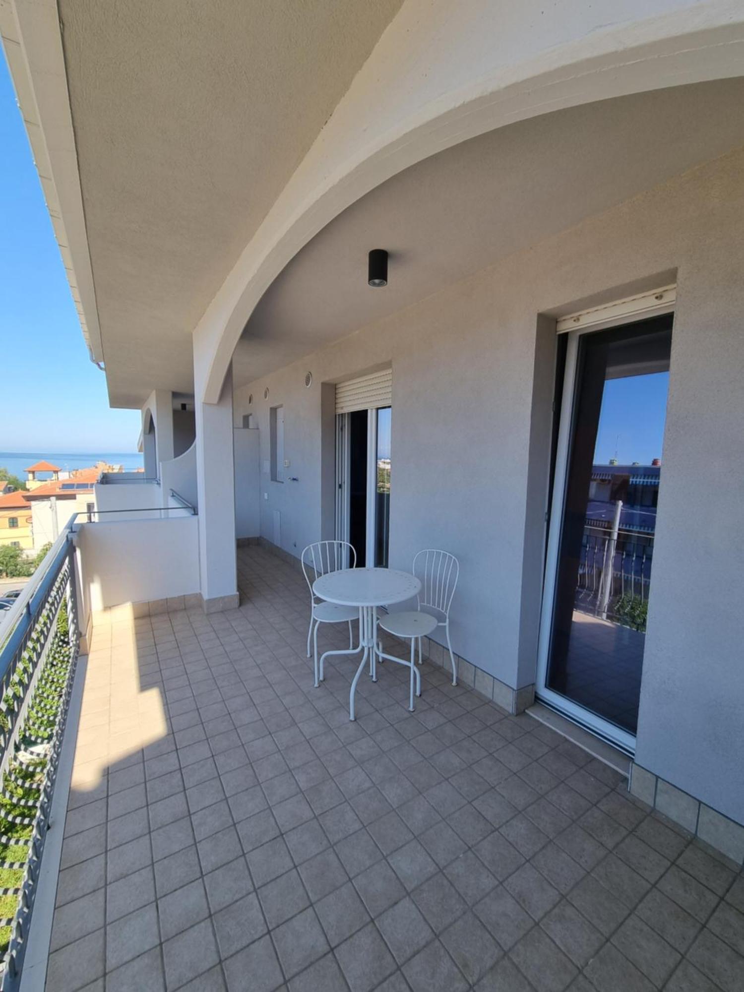 Spalato Beach Place Васто Экстерьер фото